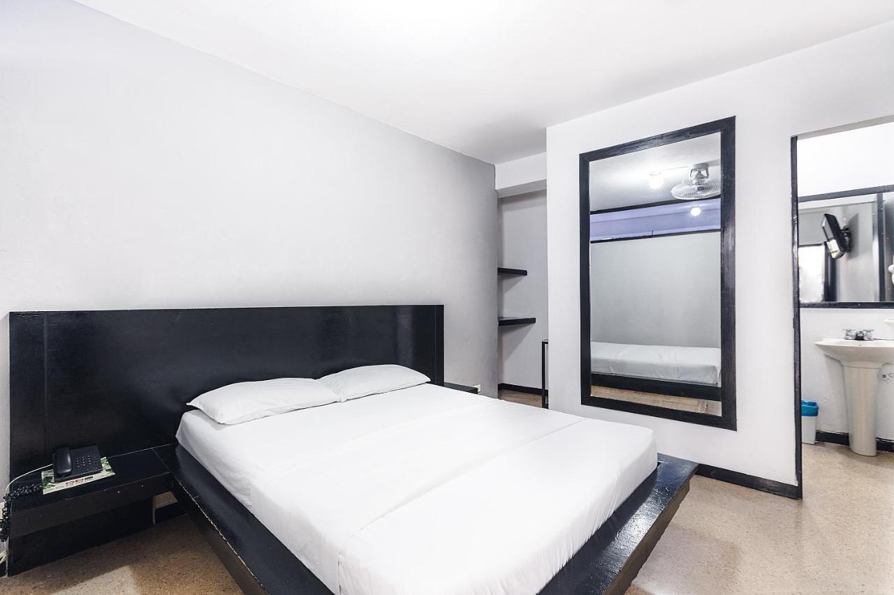Hotel Natural Медельин Экстерьер фото