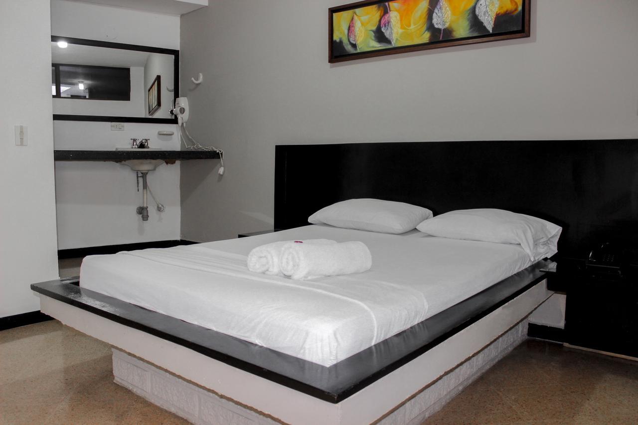 Hotel Natural Медельин Экстерьер фото